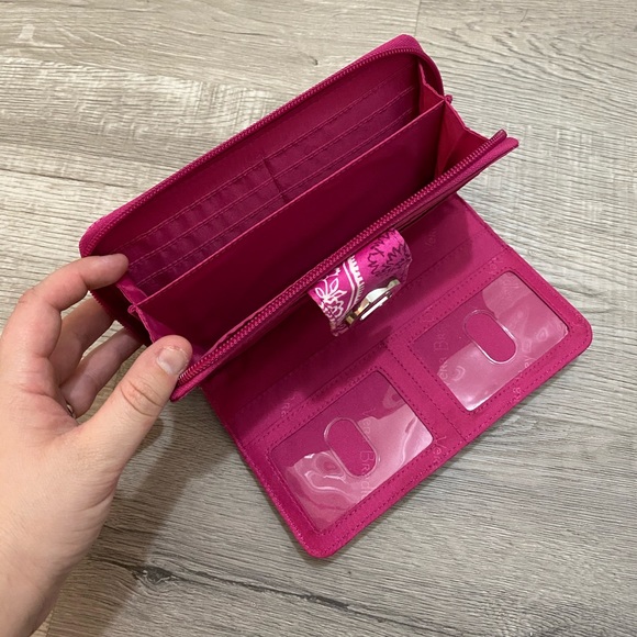 Vera Bradley Wallet - Picture 4 of 4